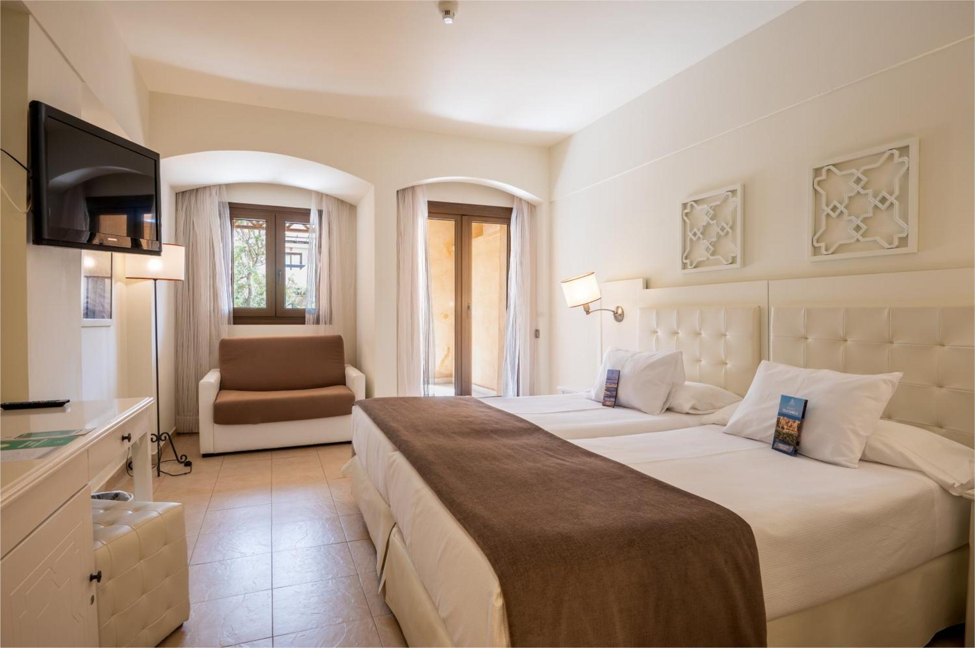Gale Hotel 4*